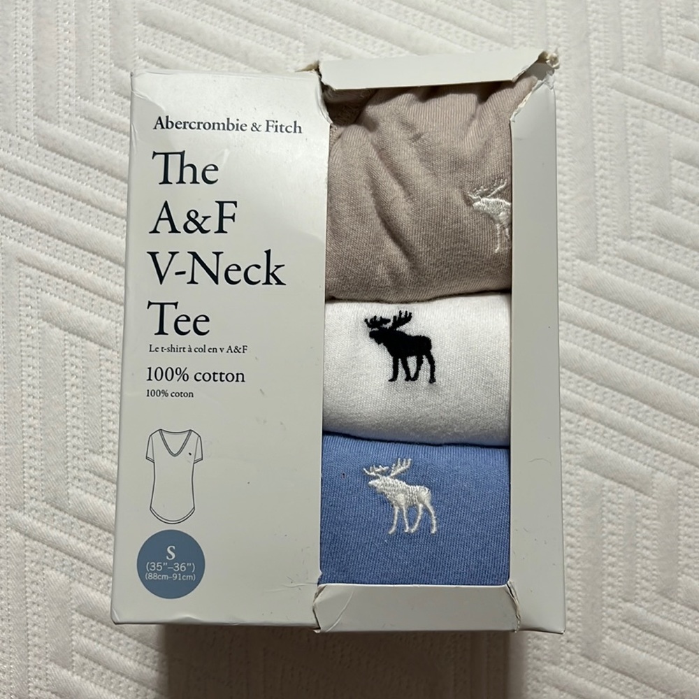 Abercrombie V-Neck tee